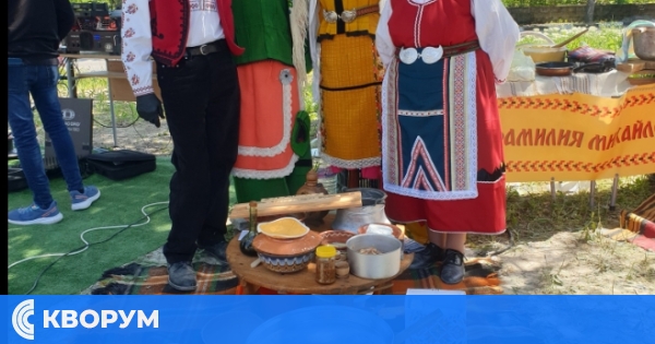 Кулинарен триумф за семейство Михайлови на Националния фестивал на мамалигата в с. Здравец