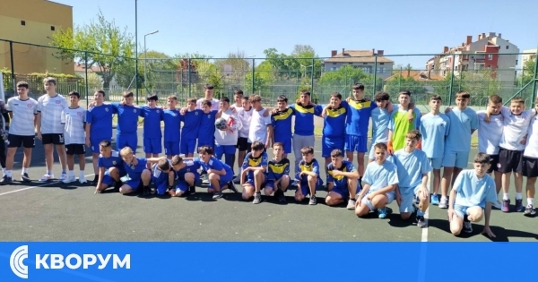 Ученици от ОУ "Иван Вазов" – Силистра с шампионска титла на междуучилищен футболен турнир