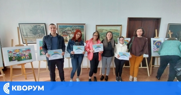 Ученици от ПГС "Пеньо Пенев" – Силистра с пълен триумф в конкурса "Дъга на толерантността"