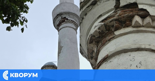 Опасни пукнатини по минарето на Куршумлу джамия в Силистра будят тревога сред гражданите