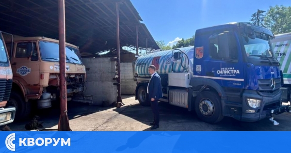 Пристигна първата от двете нови цистерни за миене на улиците в Силистра