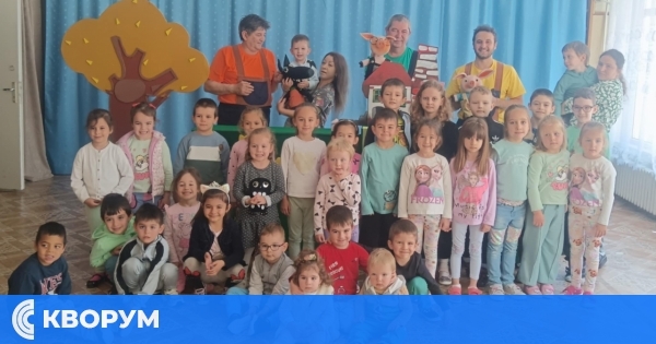 Театрална магия в ДГ "Мир" – Айдемир: Малките зрители се насладиха на "Трите (не толкова малки) прасенца"