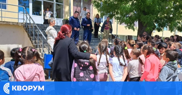 Полицейски инспектори проведоха образователна среща в ученици в село Добротица