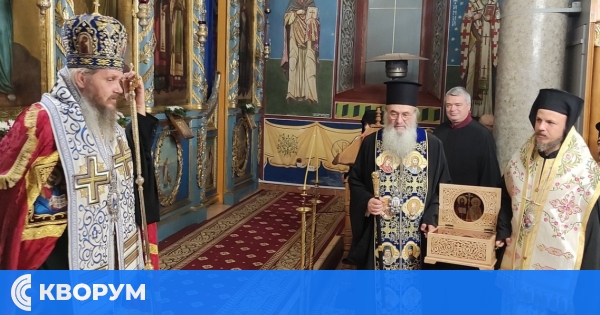 Силистра отбелязва 24 май с тържествен молебен и поклонение пред мощите на светите братя Кирил и Методий