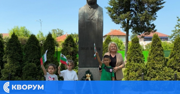 Община Дулово се поклони пред Христо Ботев и героите на свободата