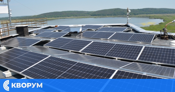 Фотоволтаична централа е монтирана на покрива на сградата в резервата "Сребърна"