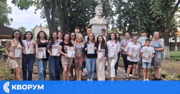 Ученици от СУ "Васил Левски" – Дулово с медали и отличия от Националното състезание "Стъпала на знанието"