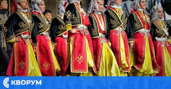 Турски танцьори от Одрин с концерт в Ситово