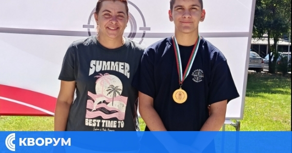 Златен медал за Стефан Йорданов от Спортно училище "Дръстър" на държавното първенство по спортна стрелба