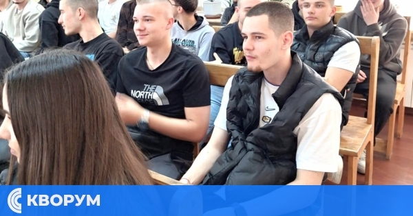 Ученици от Силистра учат за правото в съдебната зала – отличени от Висшия съдебен съвет