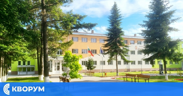 Община Главиница инвестира още близо половин милион лева във физкултурния салон на СУ "Васил Левски"