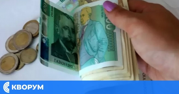 Съдът в Силистра: Фирма за бързи кредити трябва да върне 496 лв. на клиентка заради нищожна неустойка