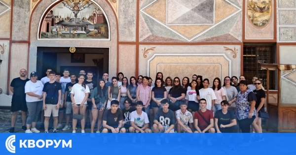 Ученици от ПГСУАУ "Атанас Буров" – Силистра започнаха петдневно приключение в Родопите