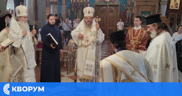 Доростолския митрополит Яков отслужи архиерейска света литургия в Силистра