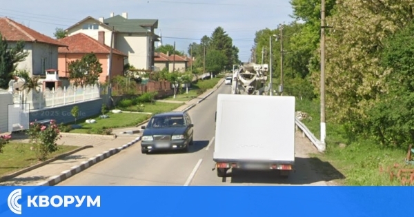 Два автомобила се удариха край с. Овен