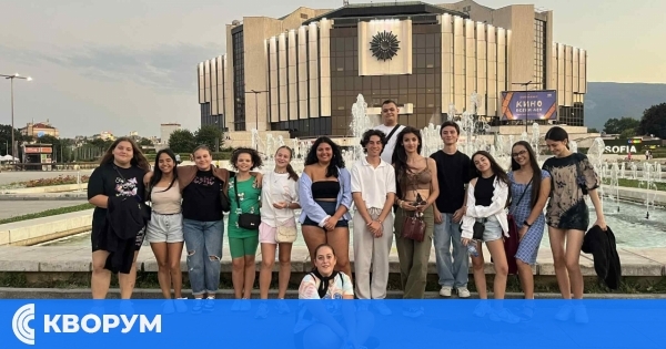 Младежи от Силистра усвояват подходи за противодействие на насилието и защита на правата на децата