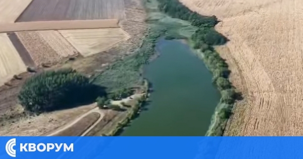 Главиница от птичи поглед: въздушна панорама разкрива красотата на водоемите