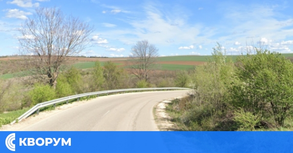 Двама души в болница след катастрофа между Окорш и Паисиево