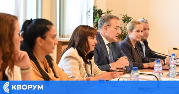 Шест от седем общини в Силистренско кандидатстваха за електромобили и фотоволтаици