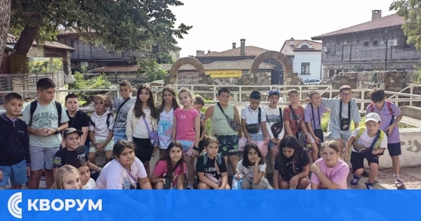 Ученици от СУ "Васил Левски" – Дулово участваха в пътуване по Национален проект "България – образователни маршрути"