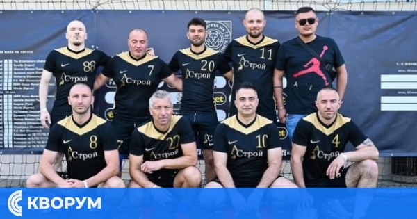 Силистренският тим "Алпинистите" играе срещу румънския шампион по мини футбол