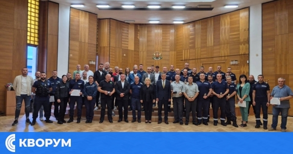 Награди за пожарникари и доброволци в Дулово за проявен героизъм