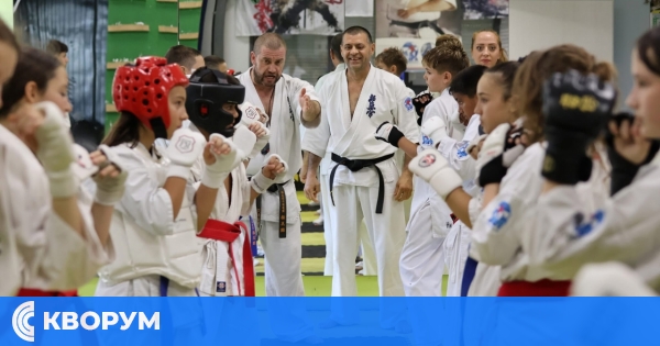 Карате клубовете "Доджо" Силистра и "Юнак" Русе проведоха съвместна спаринг тренировка