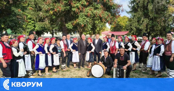 Фолклорният събор "Добруджански славей пее" събра таланти в с. Професор Иширково