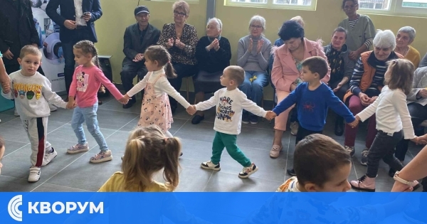 Децата от група "Многознайко" при ДГ "Радост" – Силистра участваха в откриването на "Резиденция Попина"