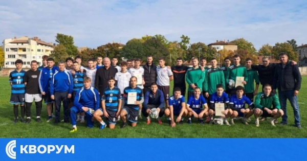 ПГСУАУ "Атанас Буров" спечели ученическия футболен турнир в Силистра