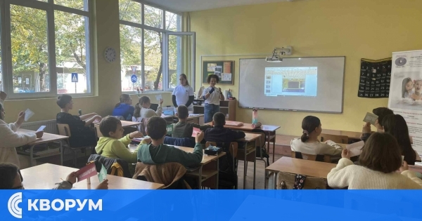 Доброволци от ЖС "Екатерина Каравелова" проведоха занимания за правата на децата в СУ "Н. Й. Вапцаров" – Силистра