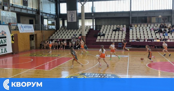 Малките баскетболистки на "Доростол" започнаха с гръмка победа турнира в Русе