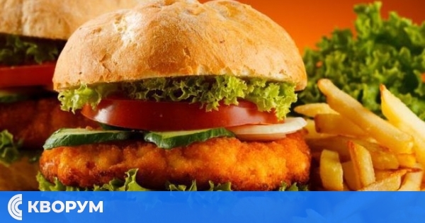 Неуспешен облог: бургер блокира дихателните пътища на 22-годишен в Атина