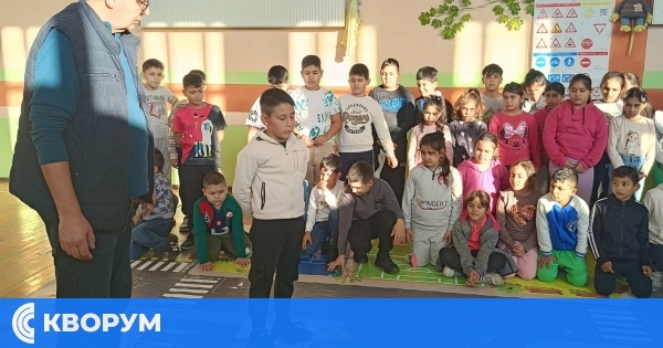 Ученици от ОУ "Цанко Церковски" – Средище отбелязаха Световния ден за възпоменание на жертвите от пътнотранспортни произшествия