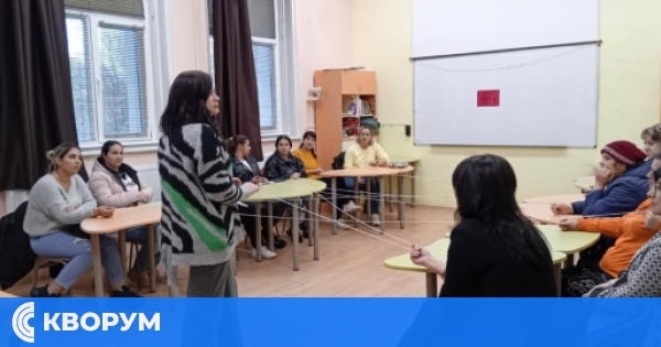 Регионален център – Силистра проведе среща с родители в ОбУ "Св. Климент Охридски", с. Проф. Иширково, посветена на влиянието на екраните върху децата