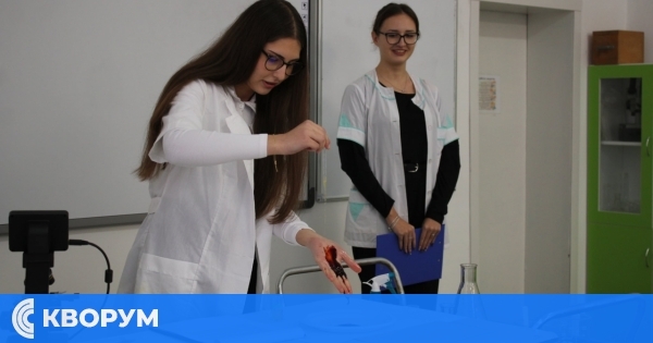 СУ "Йордан Йовков" – Тутракан: Първокласници "полетяха" на крилете на бялата лястовица в Ден, посветен на знанието и науката