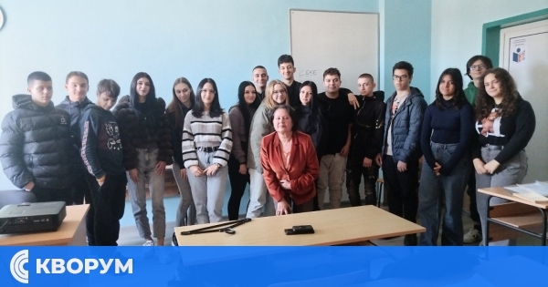 Юристи от Административен съд – Силистра проведоха срещи с ученици от две силистренски гимназии