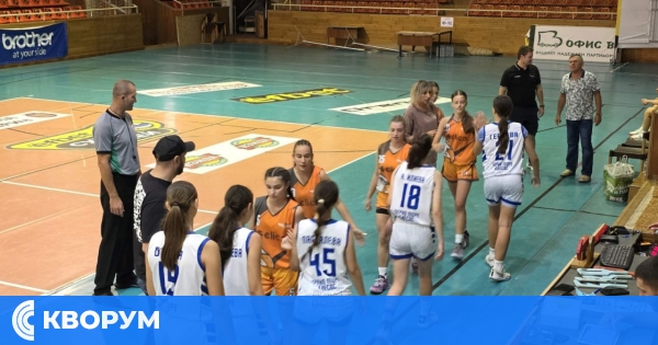 Девойките на "Доростол" (U16) на поход към Айтос: Предстоят два ключови сблъсъка утре