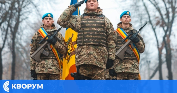 Молдовски войници маршируваха на парада в Букурещ
