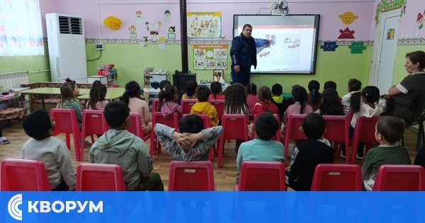 Урок по безопасност: Децата от ДГ "Еделвайс" в Кайнарджа показаха завидни знания пред полицейски инспектор