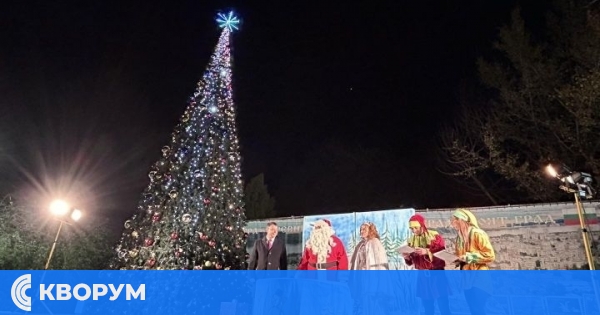 Коледната магия завладява Силистра: Елхата на площад "Свобода" грейва тази вечер