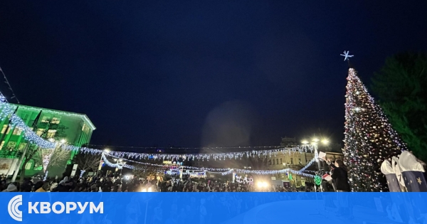 Силистра запали коледните светлини с послание за надежда и единство