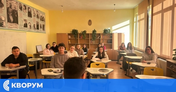 Ученическо самоуправление в действие: заседание на ДУС в Паисиево