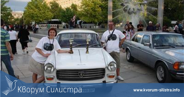 Окръжният прокурор на Силистра с две купи от ретро рали