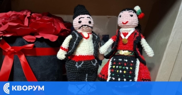 Ръчно изработени коледни играчки донесоха празнична топлина в читалището на Черногор