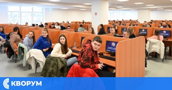 Ученик от ПГСУАУ "Атанас Буров" – Силистра с отличие на национално състезание по финанси