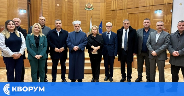 Главният мюфтия Мустафа Хаджи на среща в община Дулово