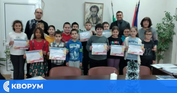 Ученици от СУ "Никола Й. Вапцаров" се класираха за общинския кръг по компютърно моделиране