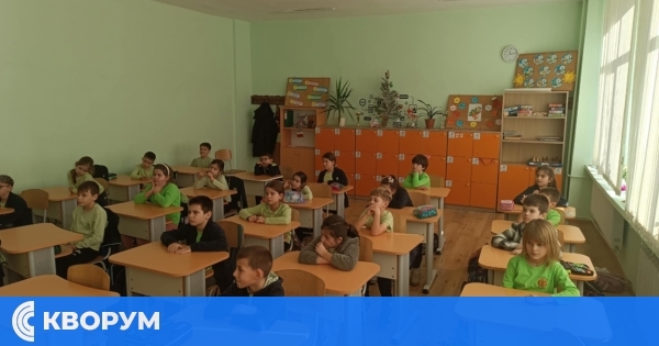 Коледният дух влезе в класните стаи на ОУ "Отец Паисий" – Силистра