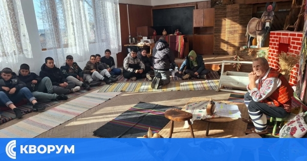Шестокласници се докоснаха до традициите на Игнажден и Коледа в село Нова Черна